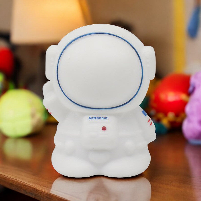 Squishy Astronaut Night Light Childrens Soft 7 Colour Changing LED Spaceman Bedside Lamp